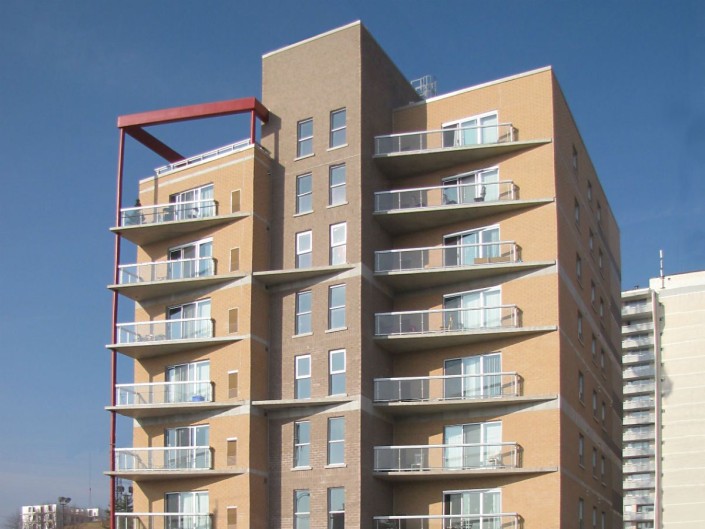Apartment Building – 28 University Avenue E.